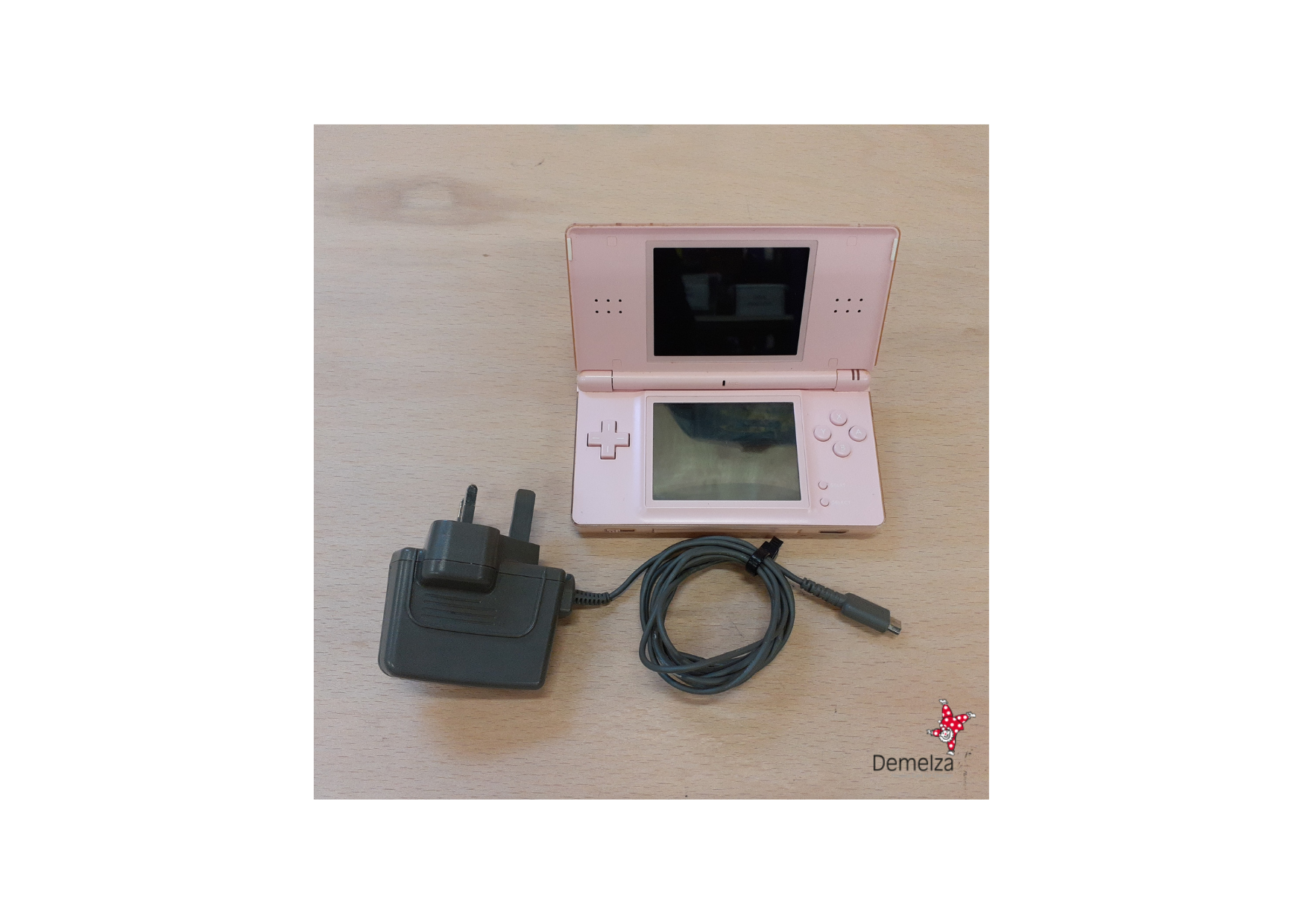 DS Lite with charger