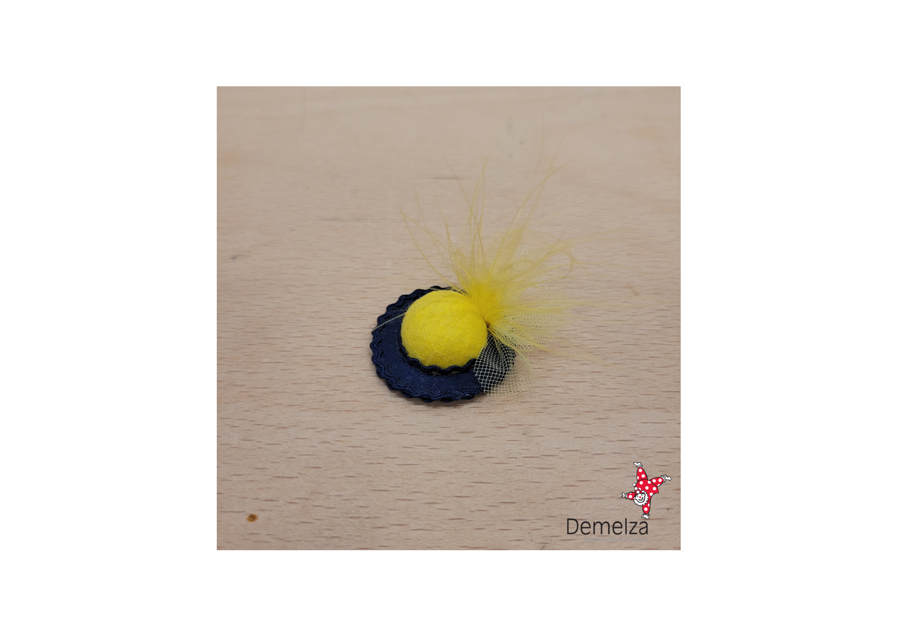 Dolls House 1:12 Scale Bundle 6 Hats Yellow Feather 