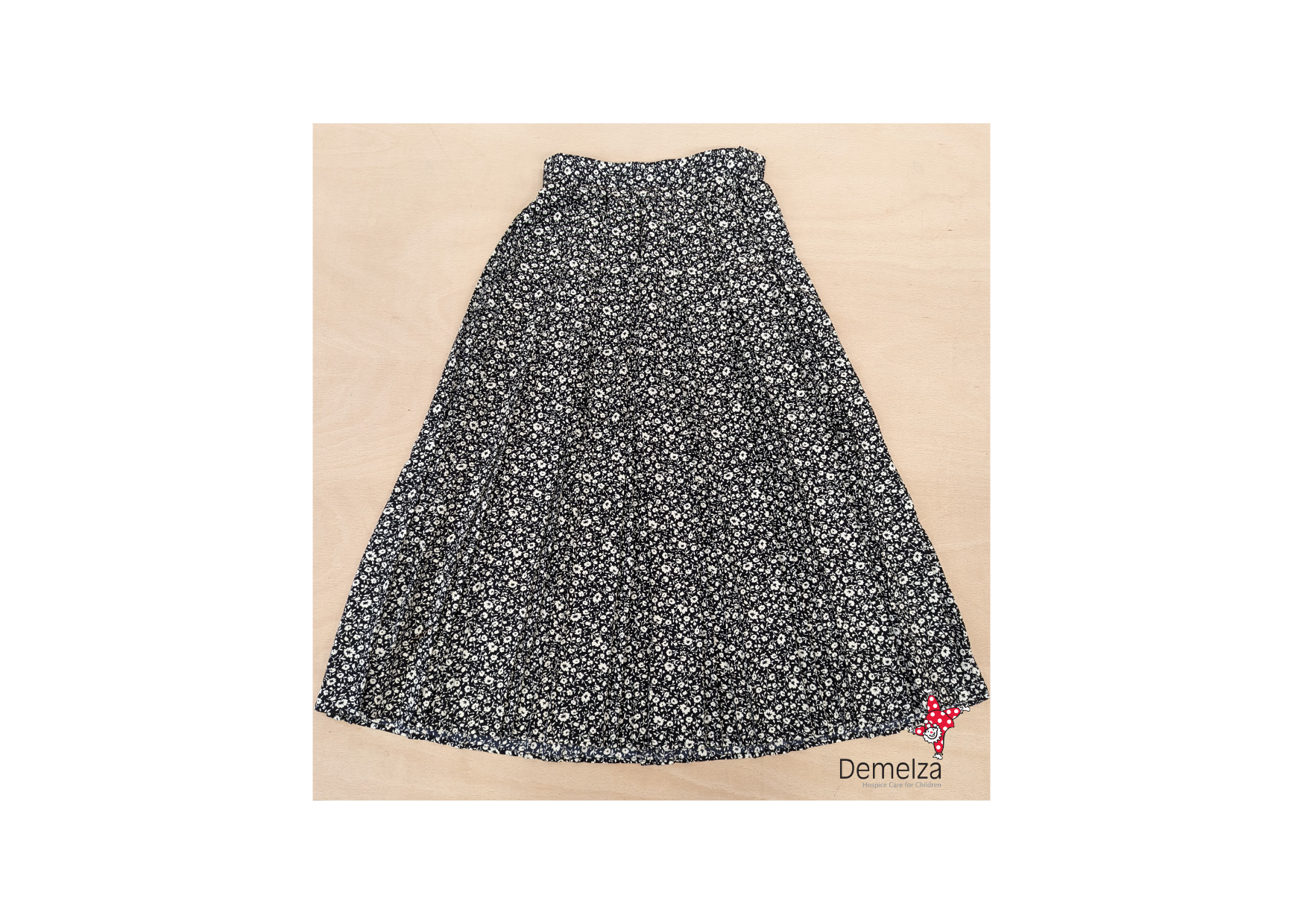 Black and white ditsy floral print vintage St Michael's skirt