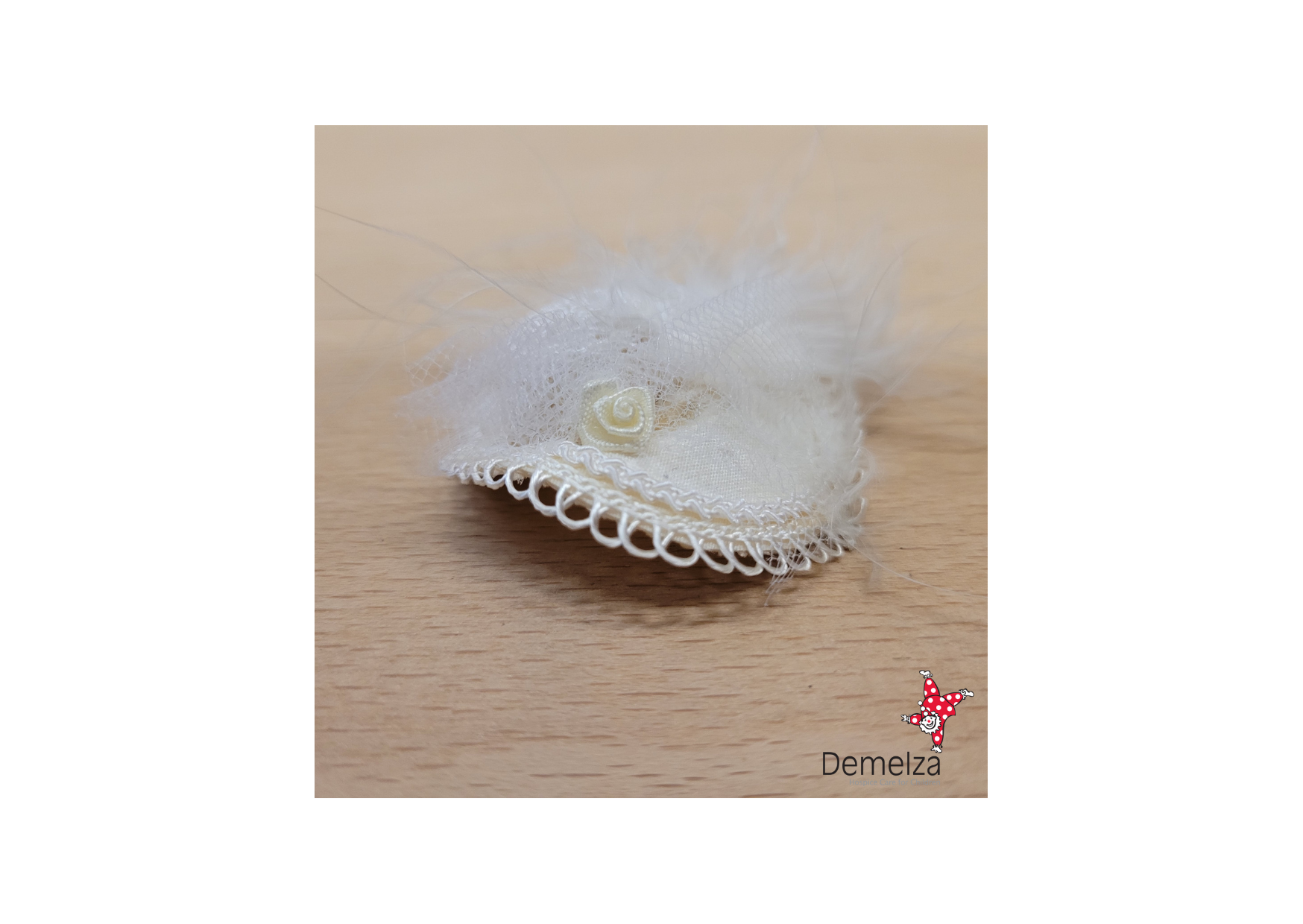 Dolls House 1:12 Scale Cream Hat Main Front View